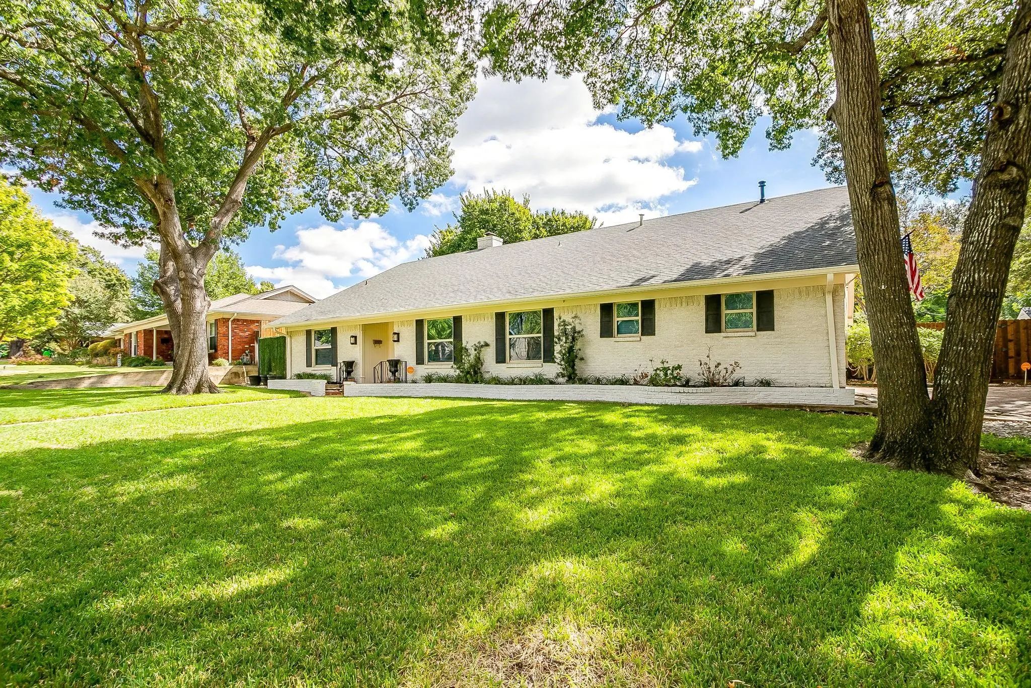 Photo of Listing #21412858