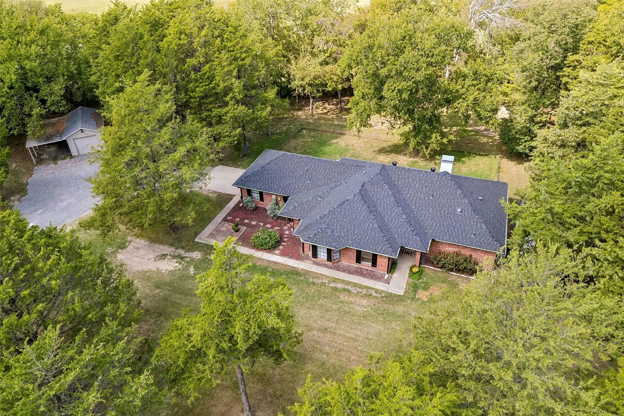 Photo of Listing #21413523