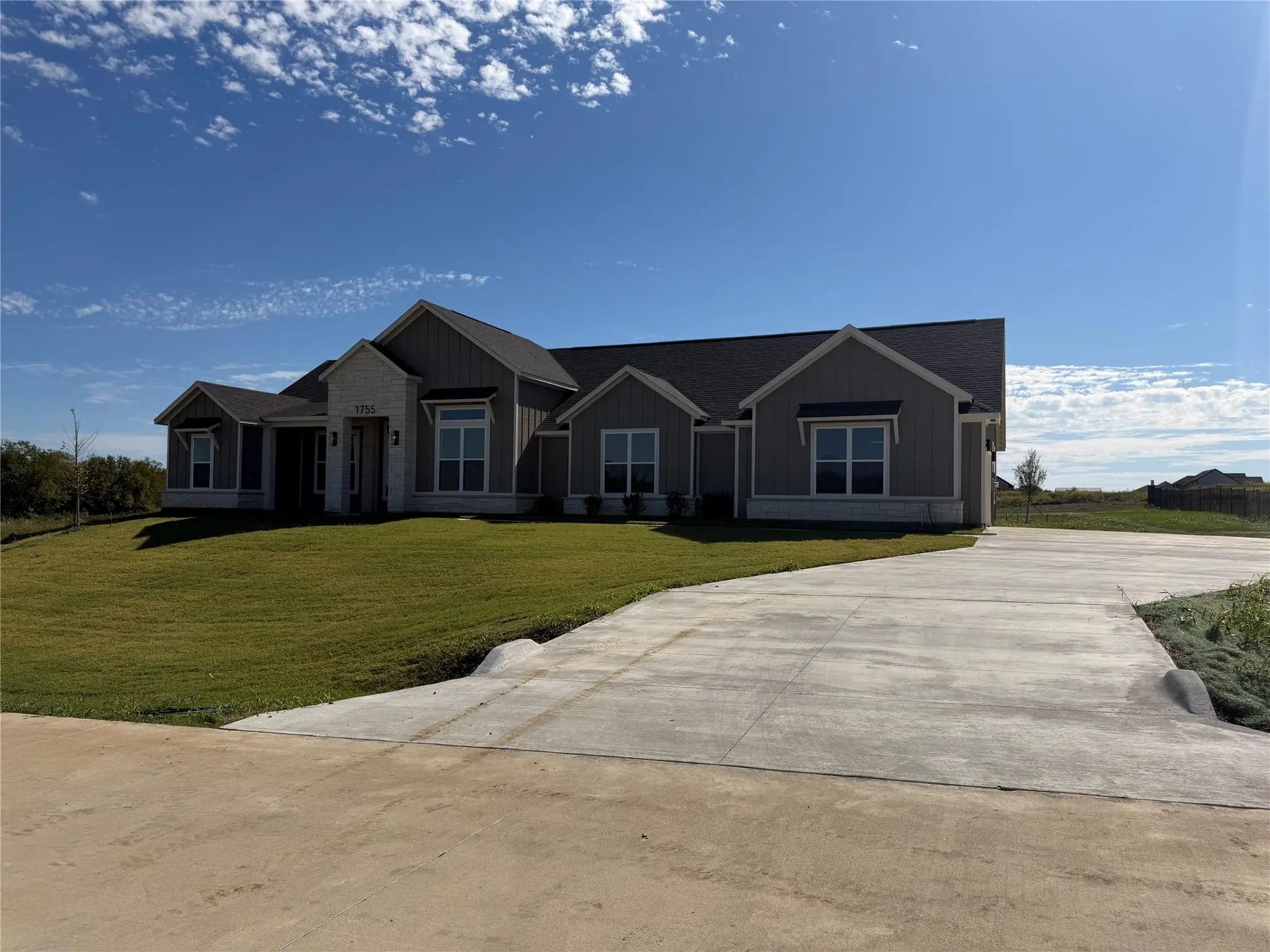 Photo of Listing #21414902