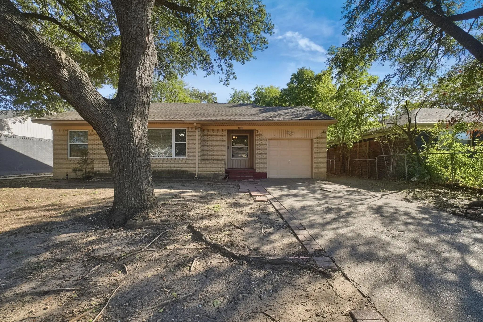 Photo of Listing #21416090