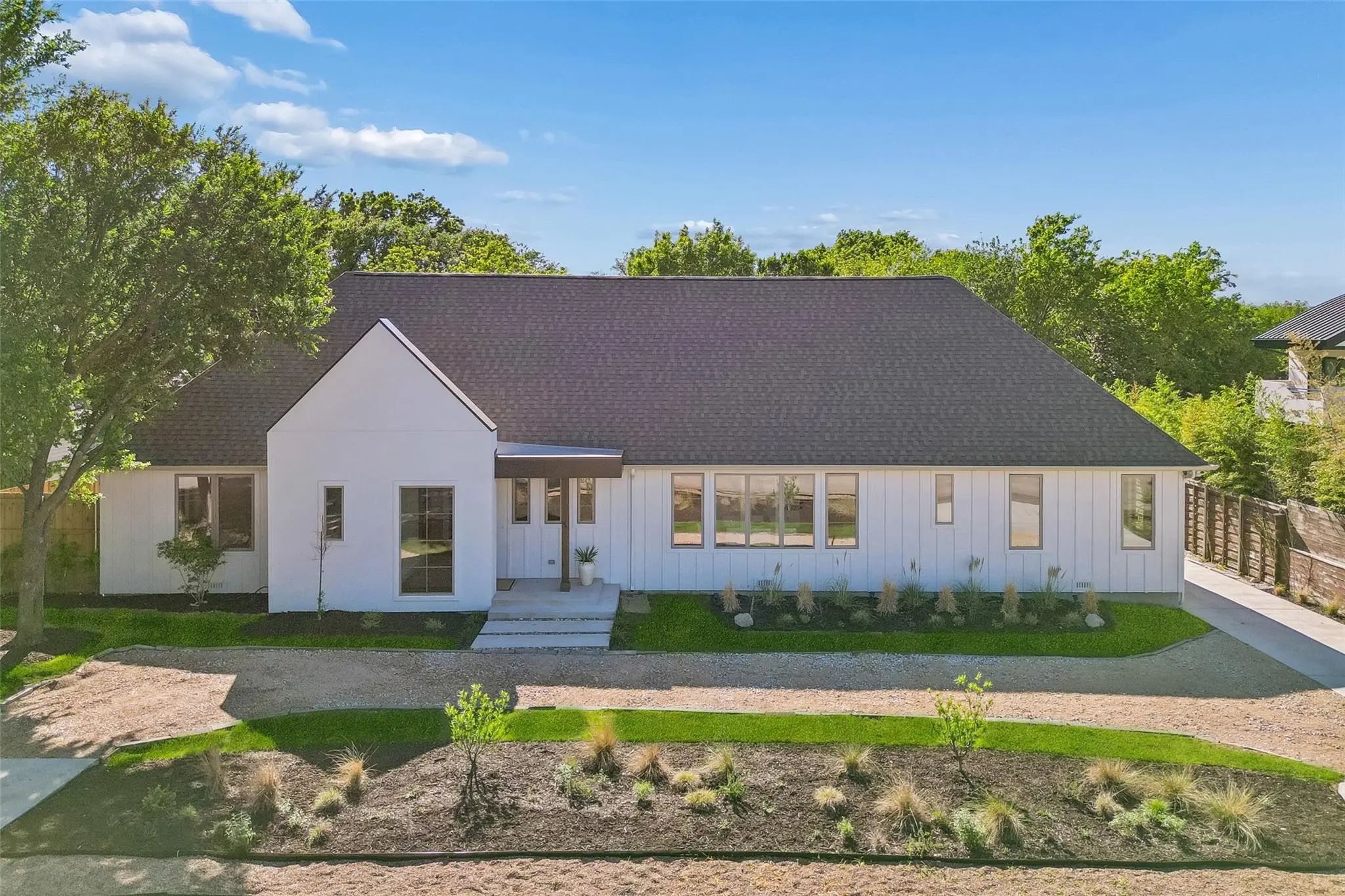 Photo of Listing #21417069