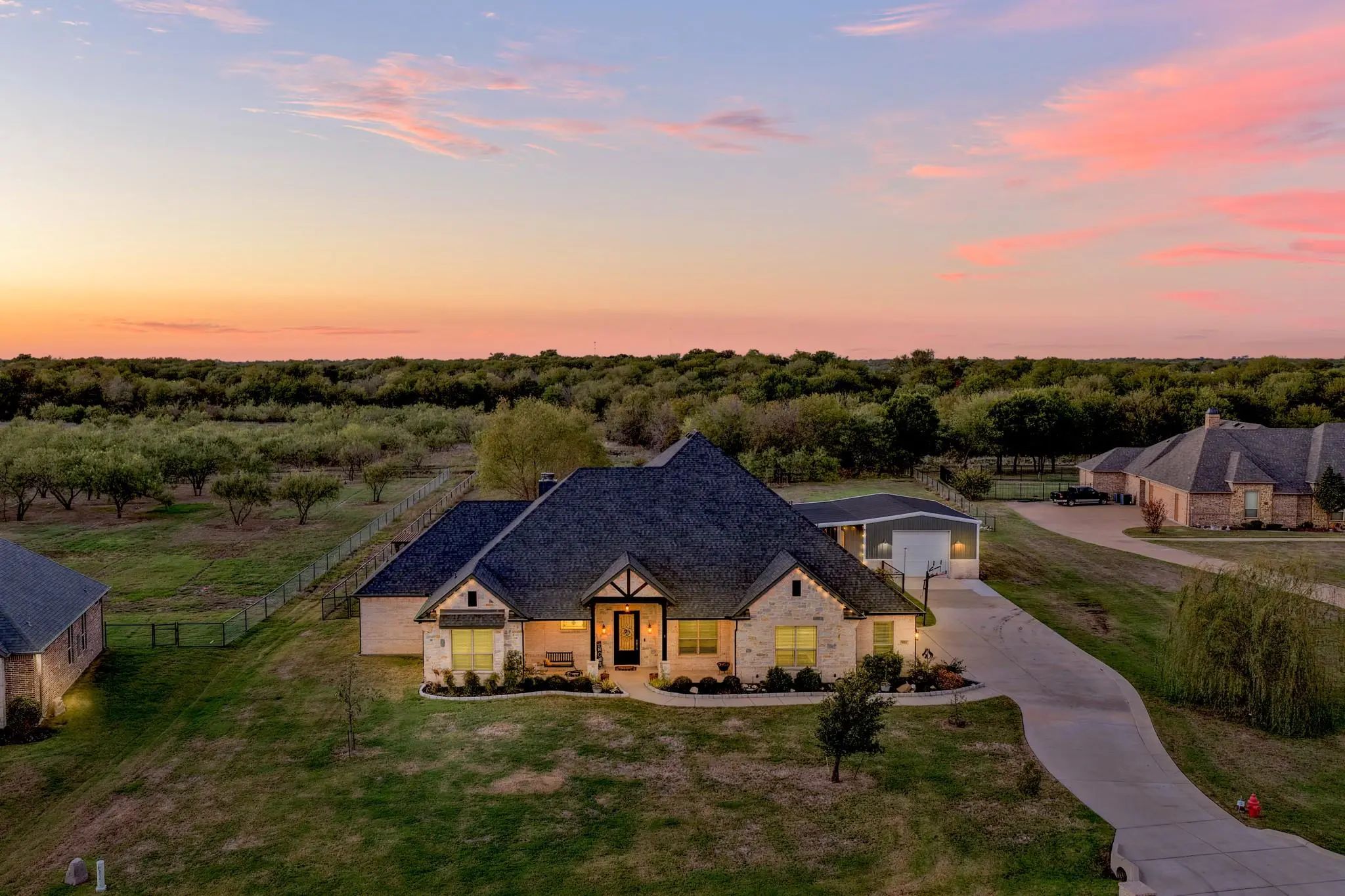 Photo of Listing #21417286