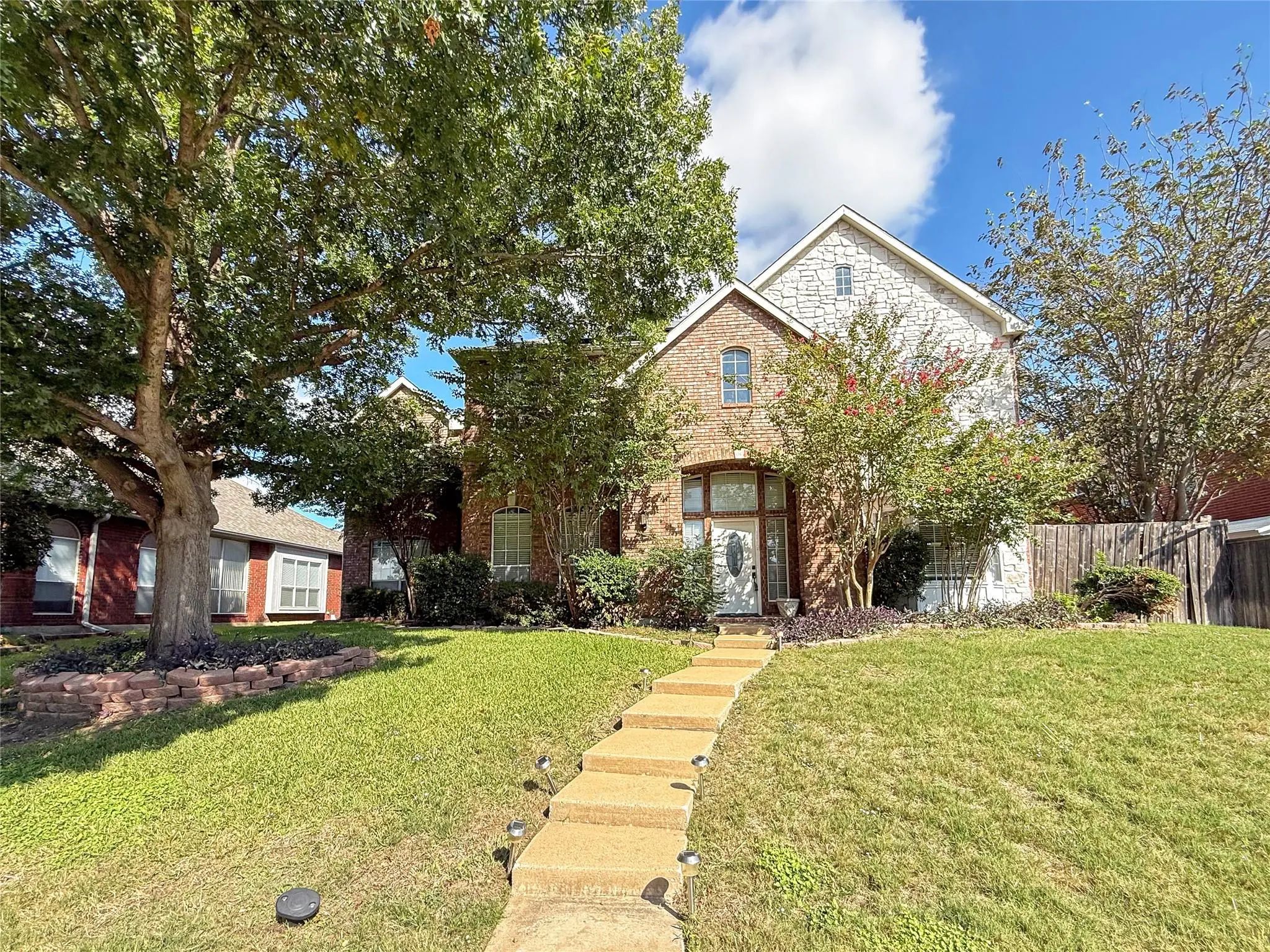Photo of Listing #21417929