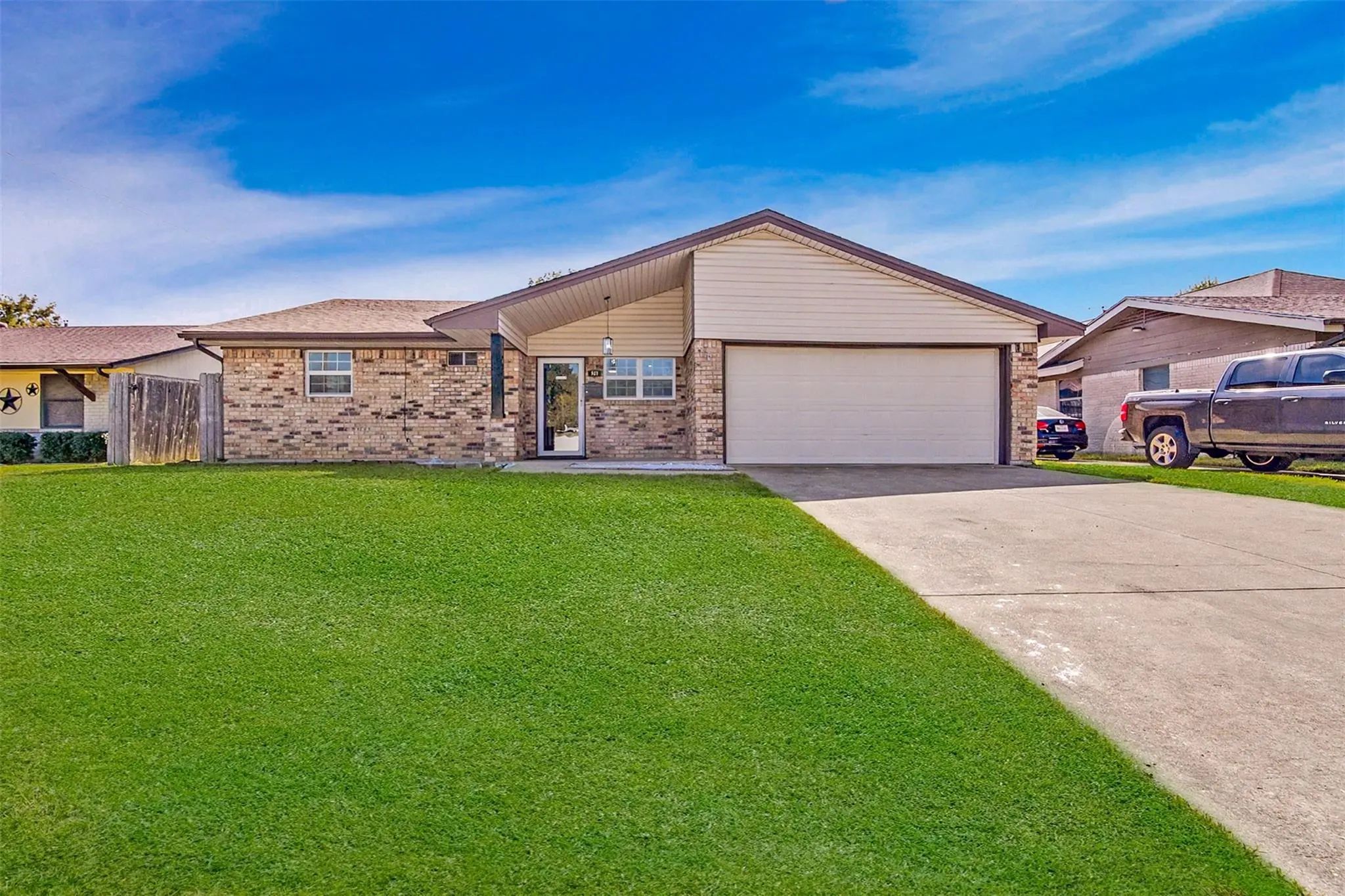 Photo of Listing #21418064