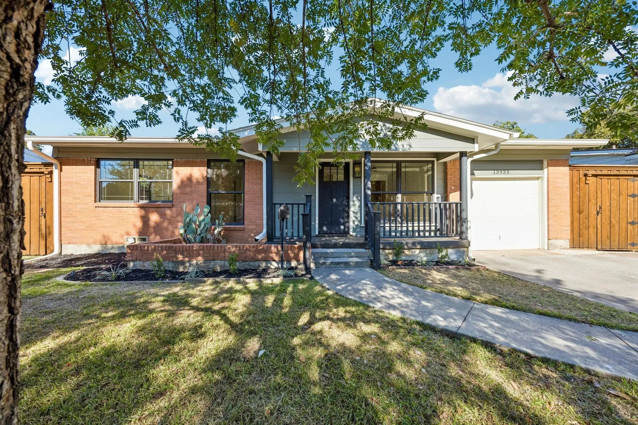 Photo of Listing #21418242