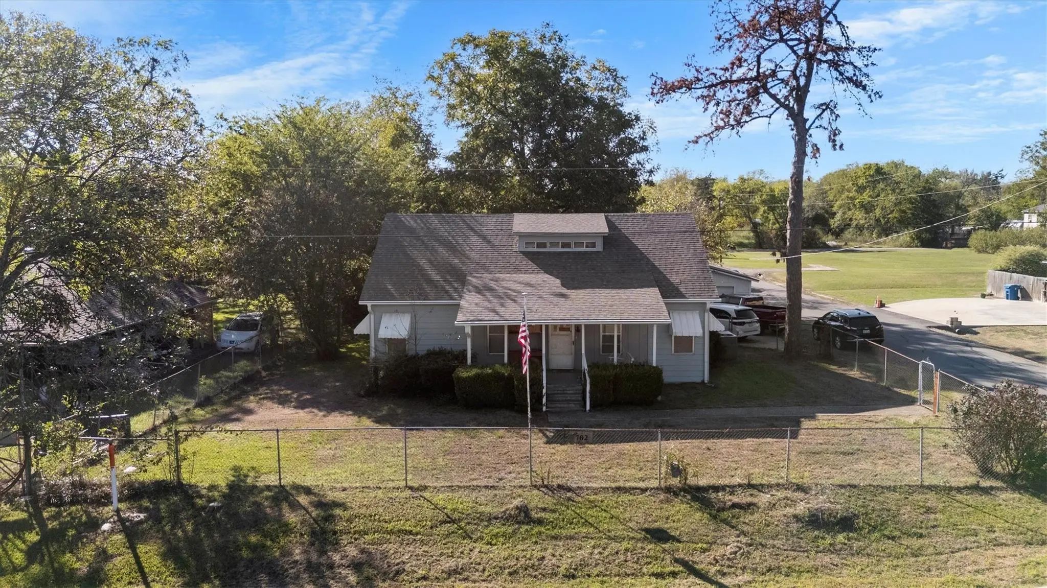 Photo of Listing #21419031