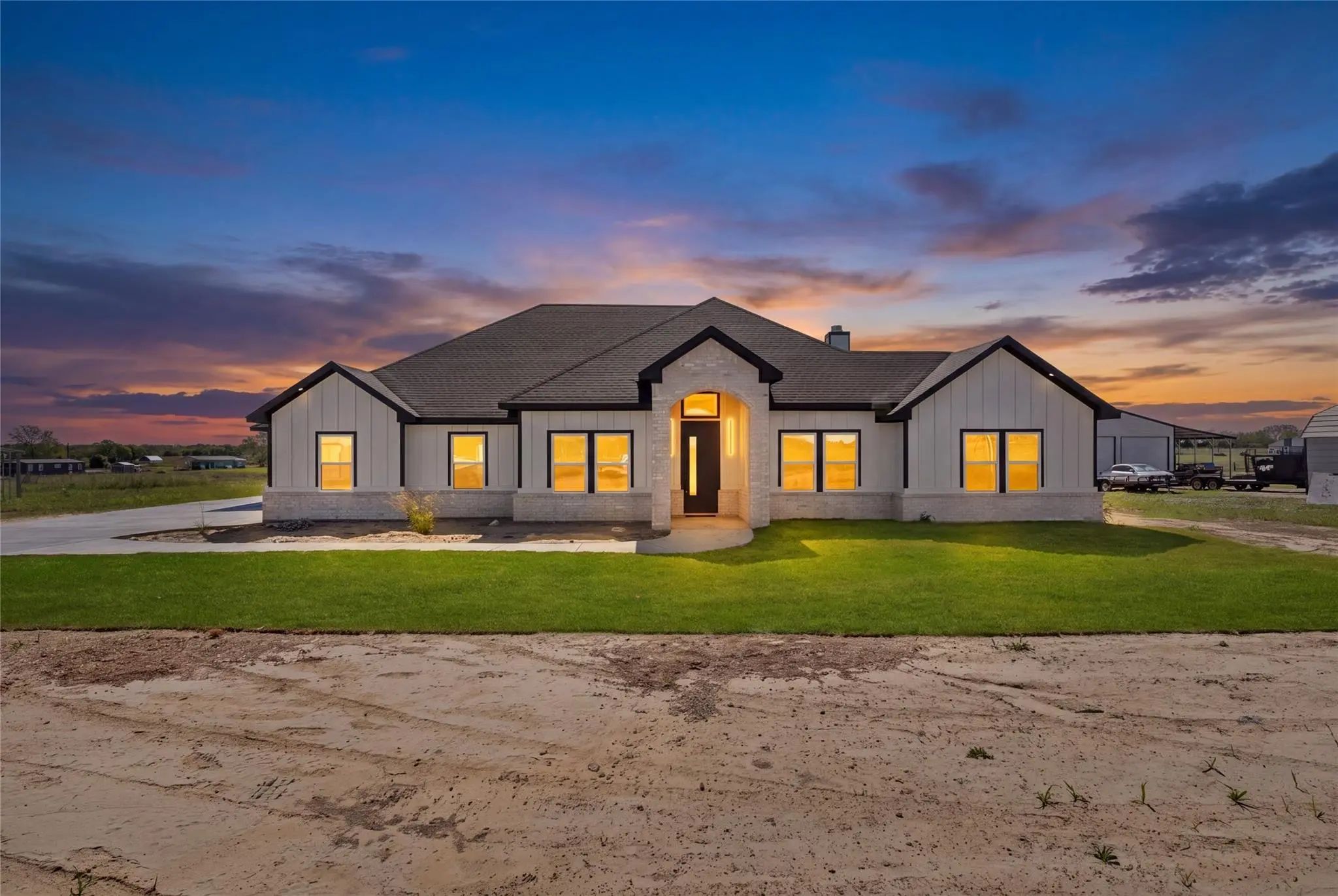 Photo of Listing #21419247