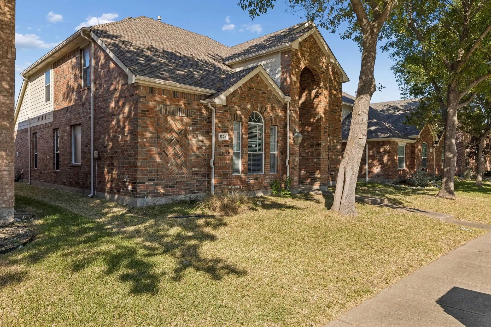 Photo of Listing #21419317