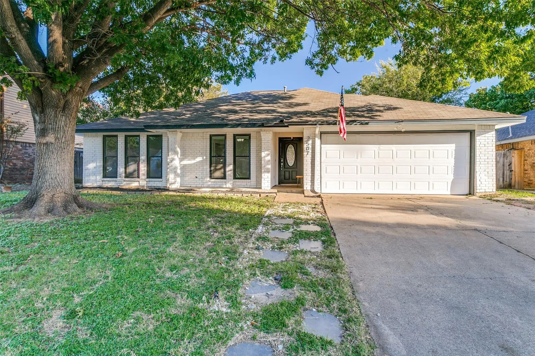Photo of Listing #21419618