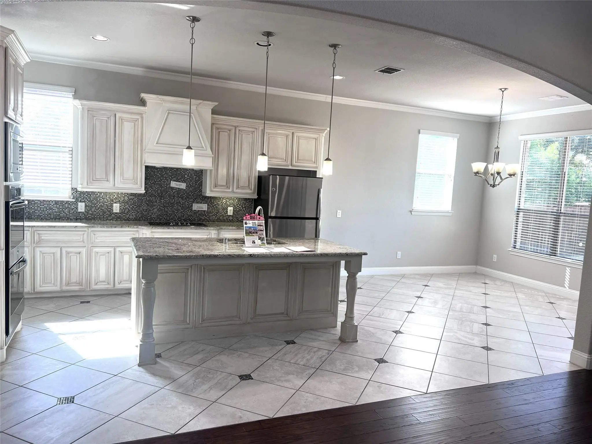 Photo of Listing #21420628