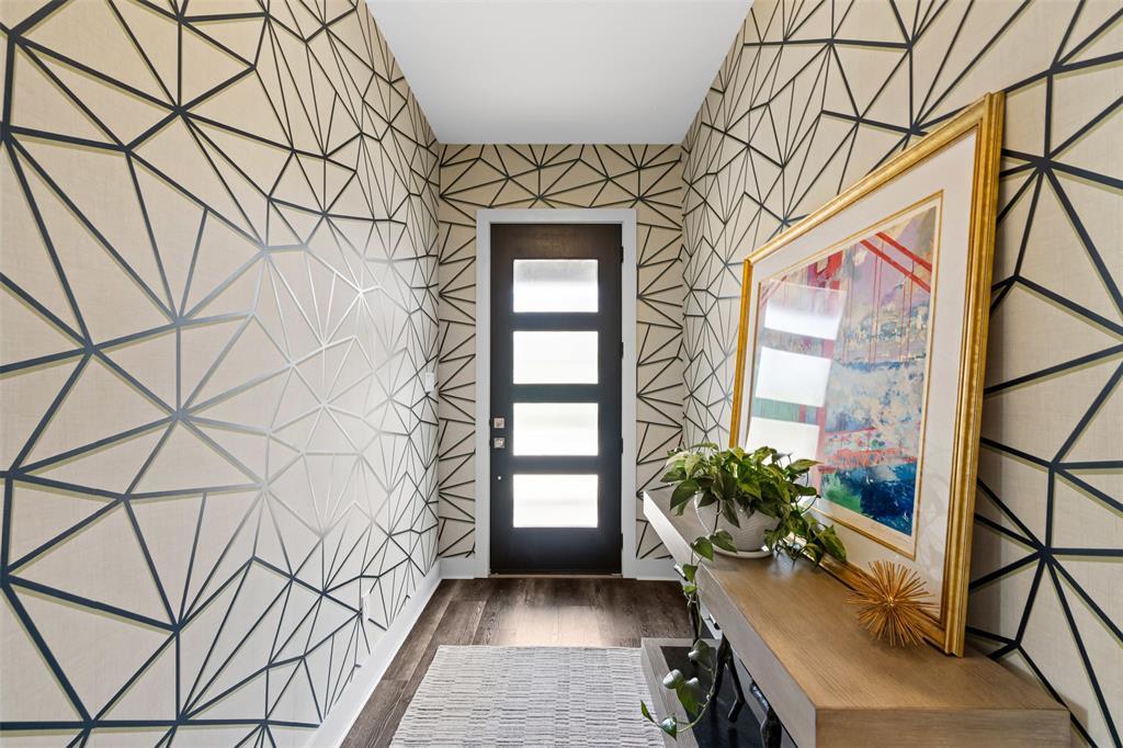 Photo of Listing #20917442