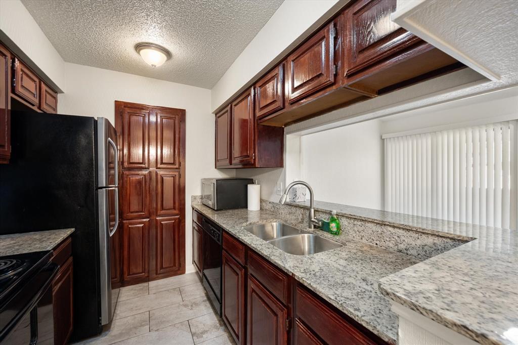 Photo of Listing #20984189