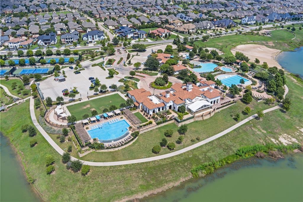 Photo of Listing #21037602