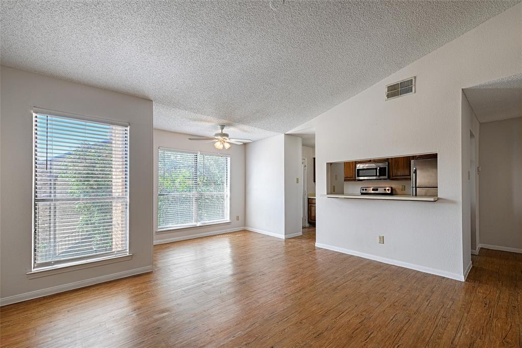 Photo of Listing #21051037