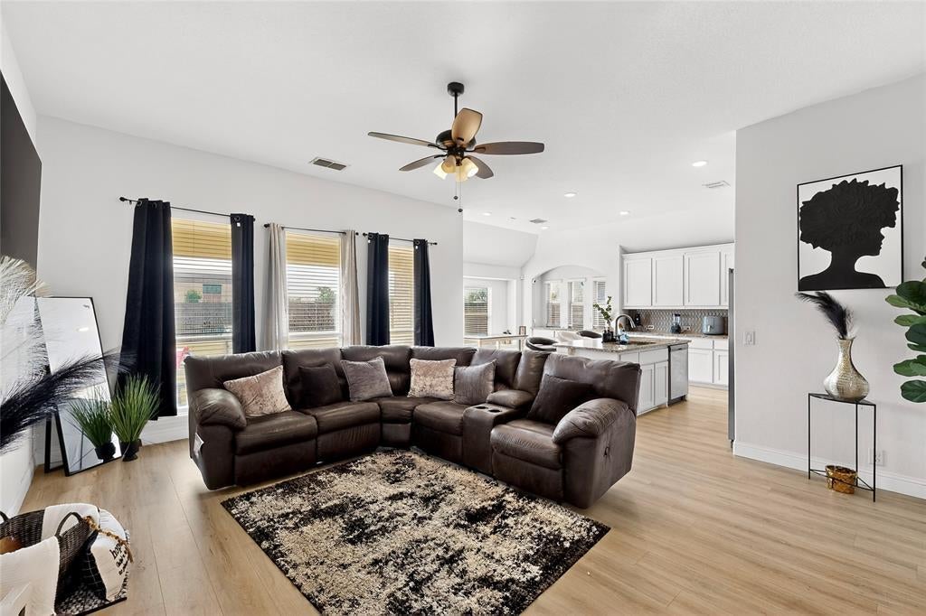 Photo of Listing #21058732