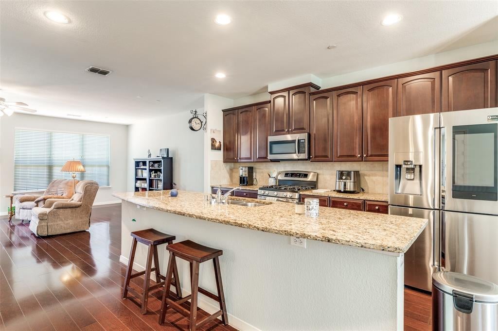 Photo of Listing #21085988