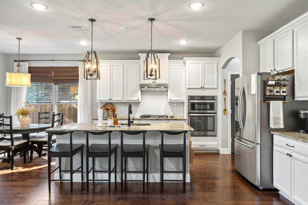 Photo of Listing #21100793