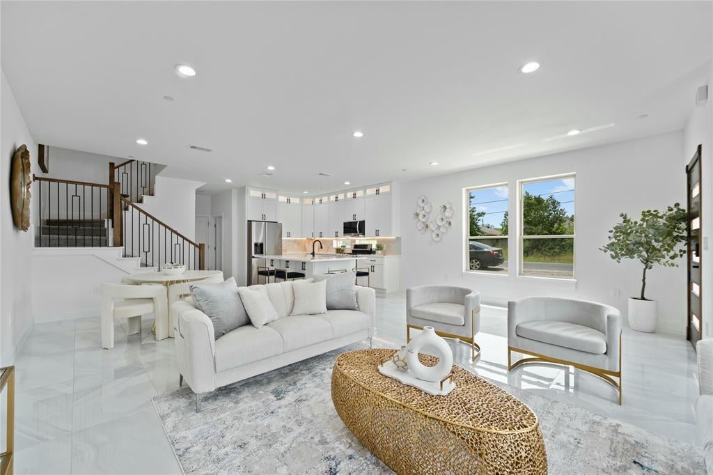 Photo of Listing #21133613