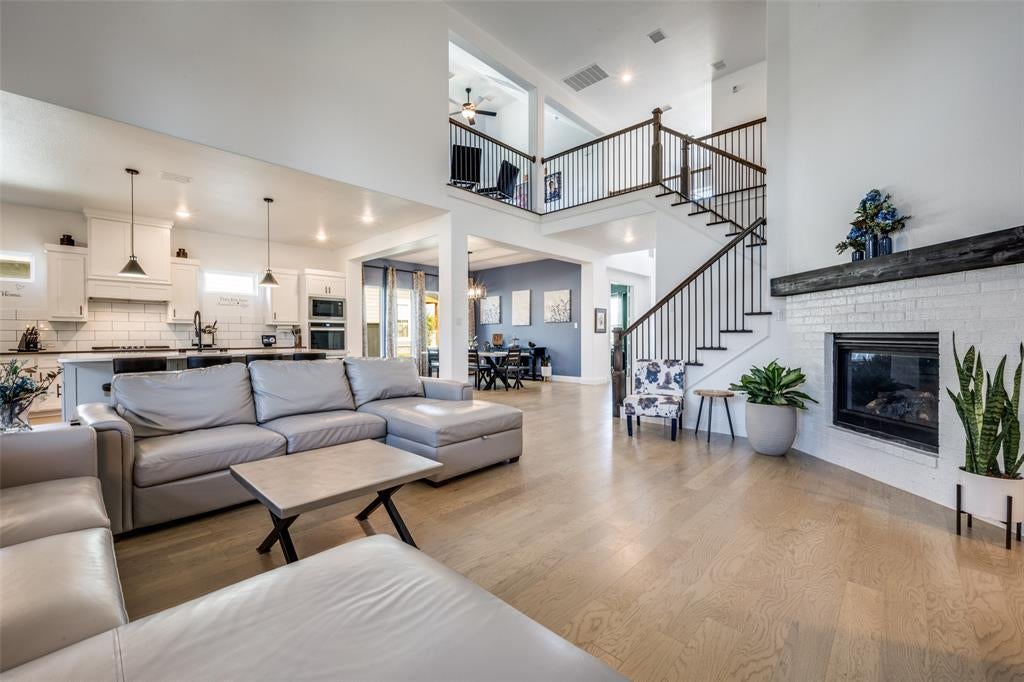 Photo of Listing #21183490