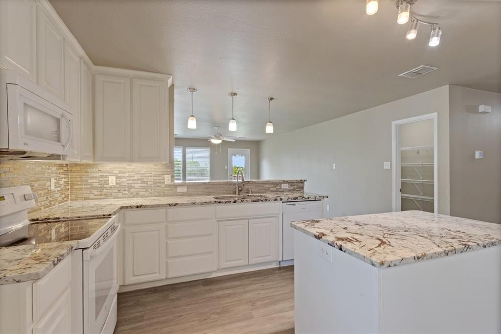 Photo of Listing #21046875