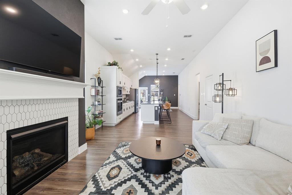 Photo of Listing #21171070