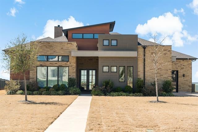 1984 Noe Boulevard, Heath