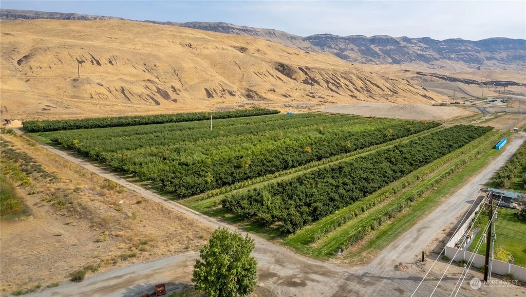 S Ward Avenue, East Wenatchee
