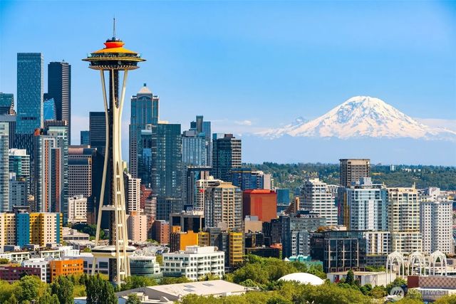 111 W Highland Drive 9e&9w, Seattle