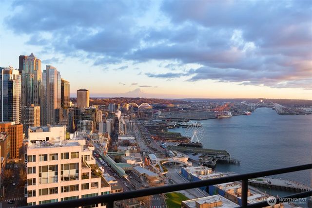 2125 1st Avenue 3202, Seattle