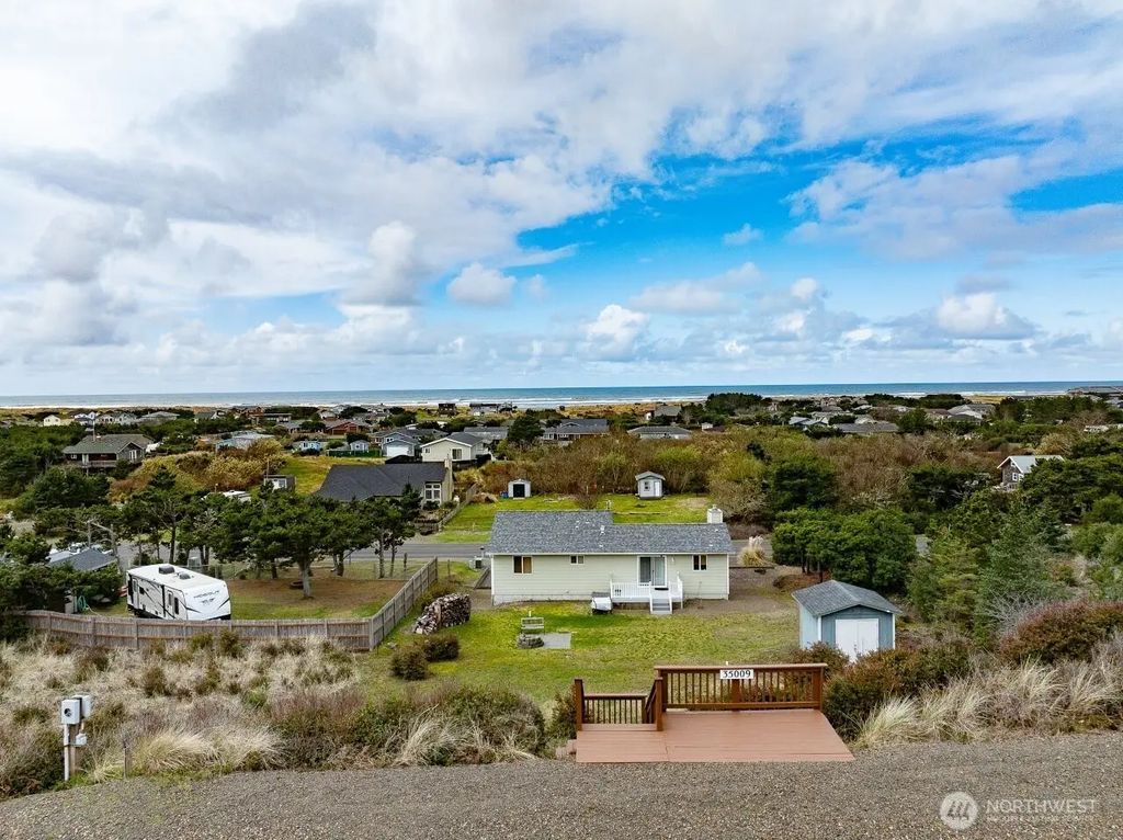 35009 J Place, Ocean Park