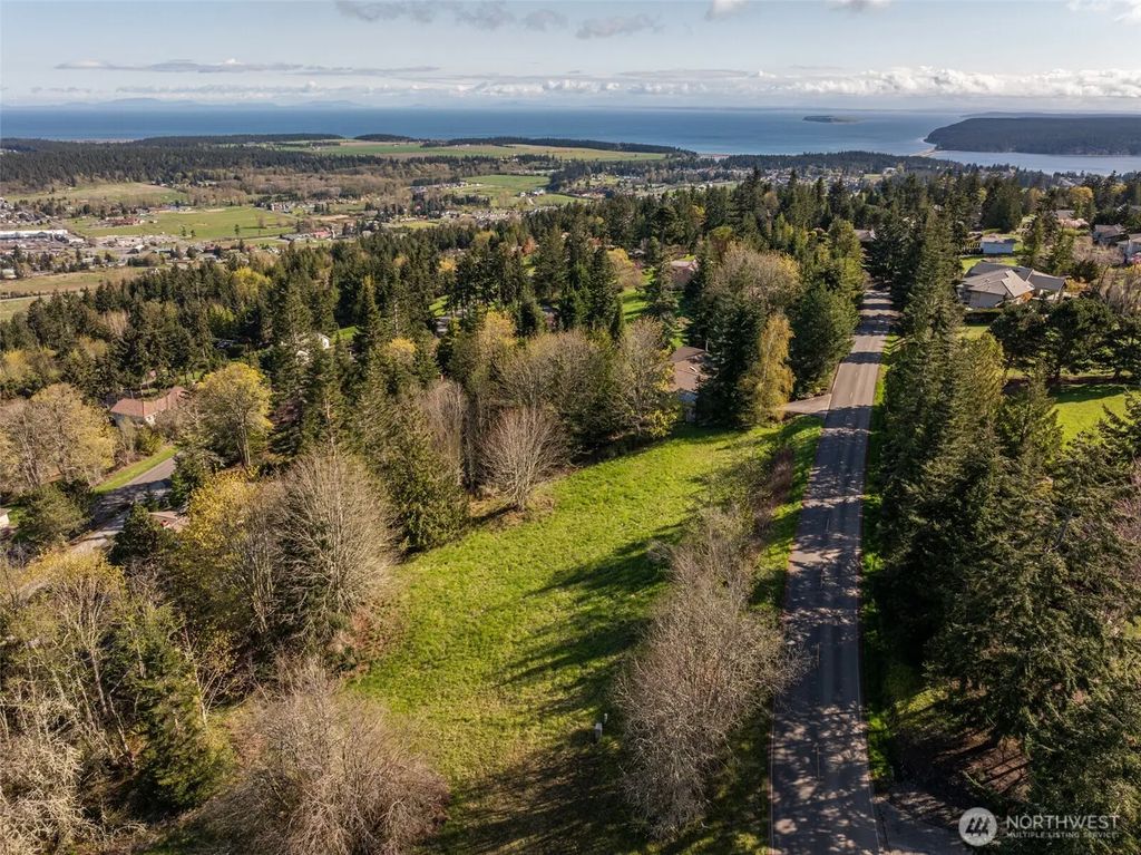 999 Ravens Ridge Road, Sequim