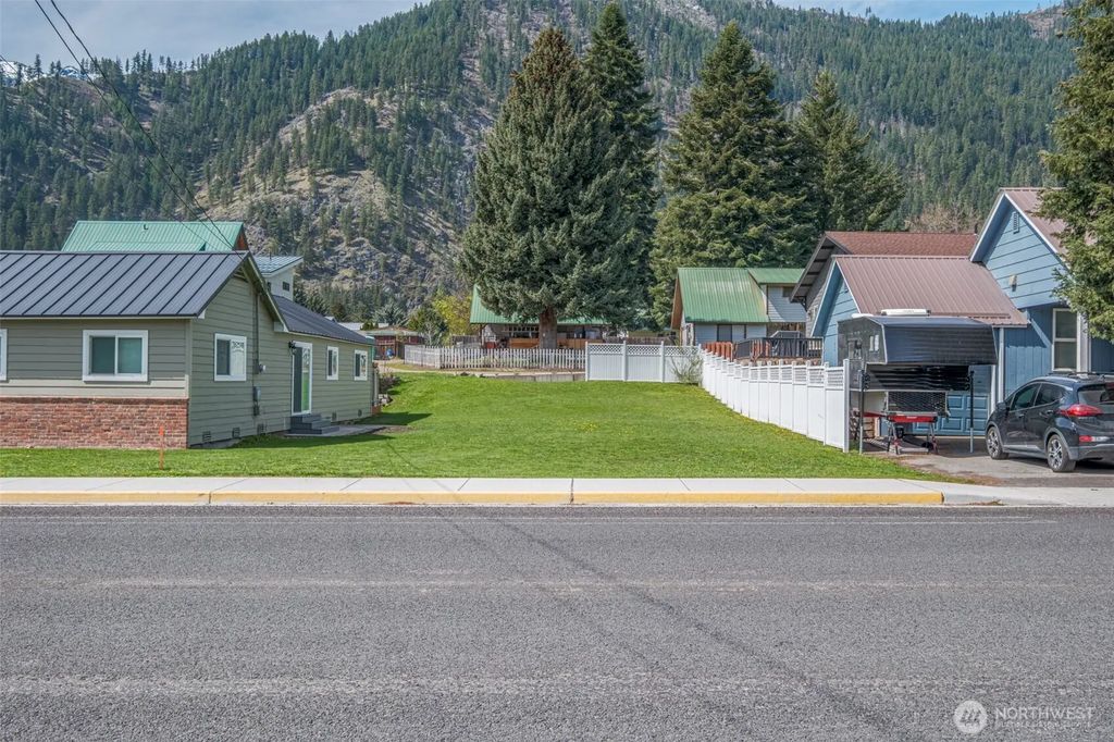 1 Ski Hill Drive, Leavenworth