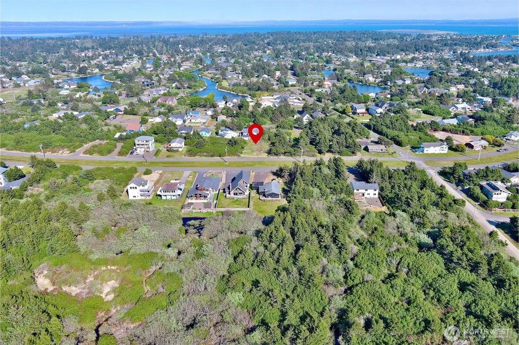 680 Ocean Shores Boulevard Sw, Ocean Shores