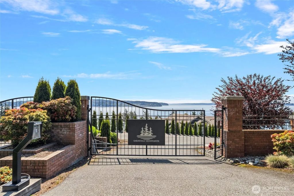 1420 Sergios View Lane, Oak Harbor