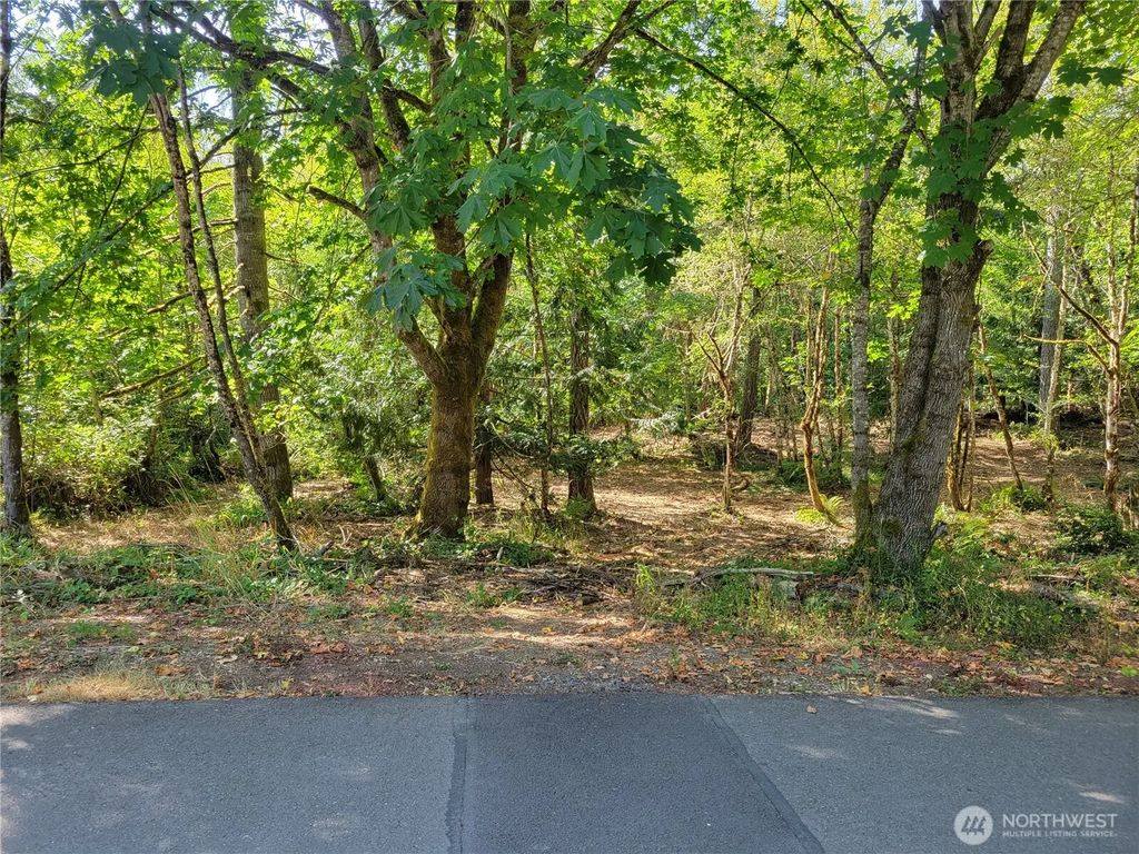 900 E Wilson Way, Grapeview