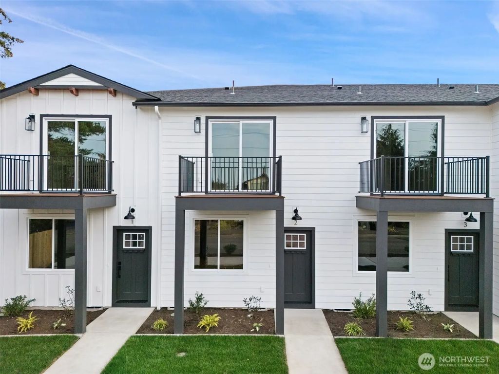 669 W Hendrickson 2, Sequim