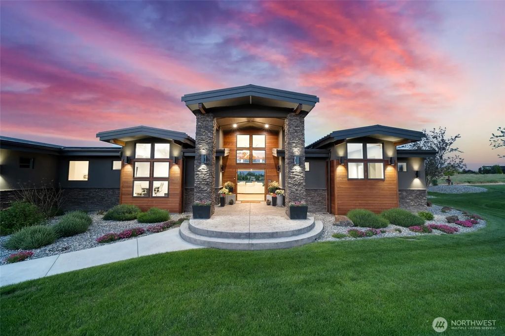 126 Red Hawk Road, Walla Walla