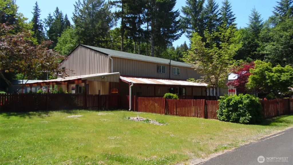 117 Greenwood Avenue, Randle