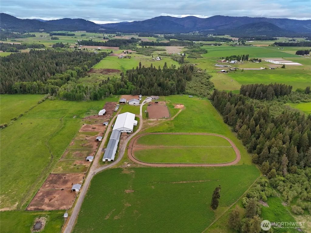 4988 Wallbridge Road, Deer Park