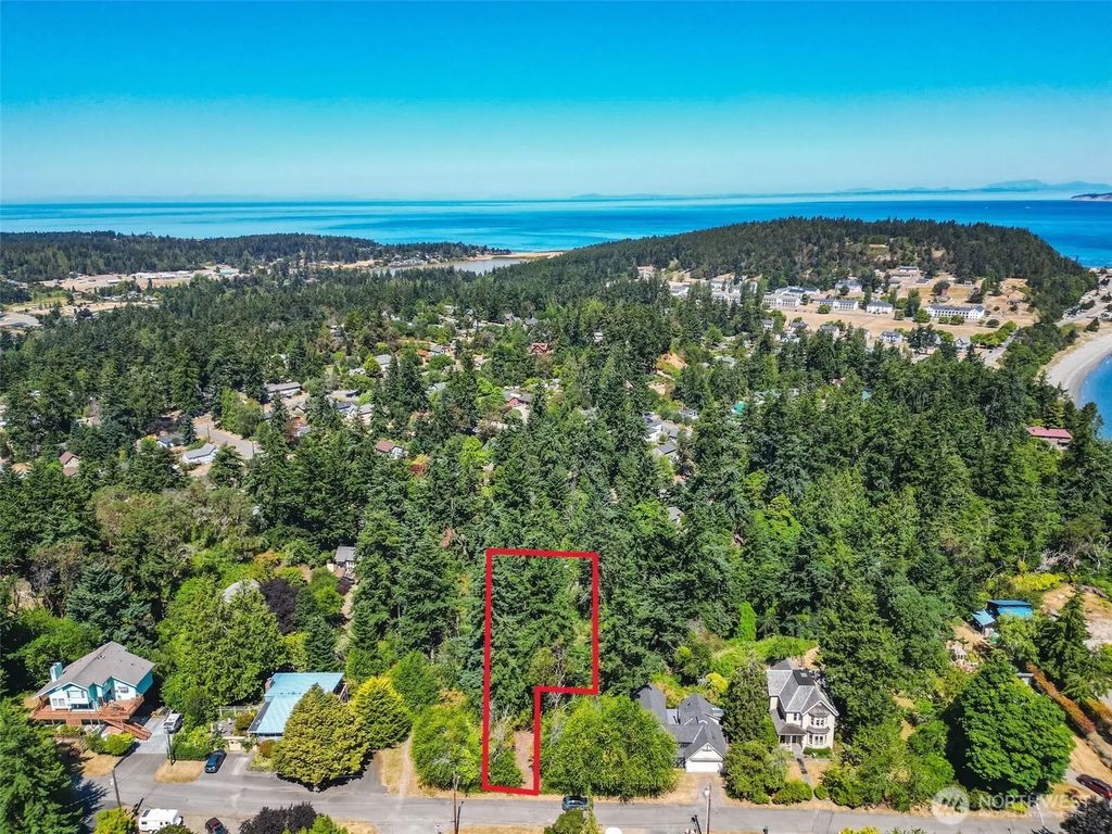 999 Reed Street, Port Townsend