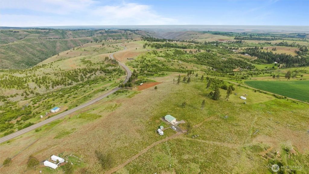 588 Reservoir Lane, Pomeroy
