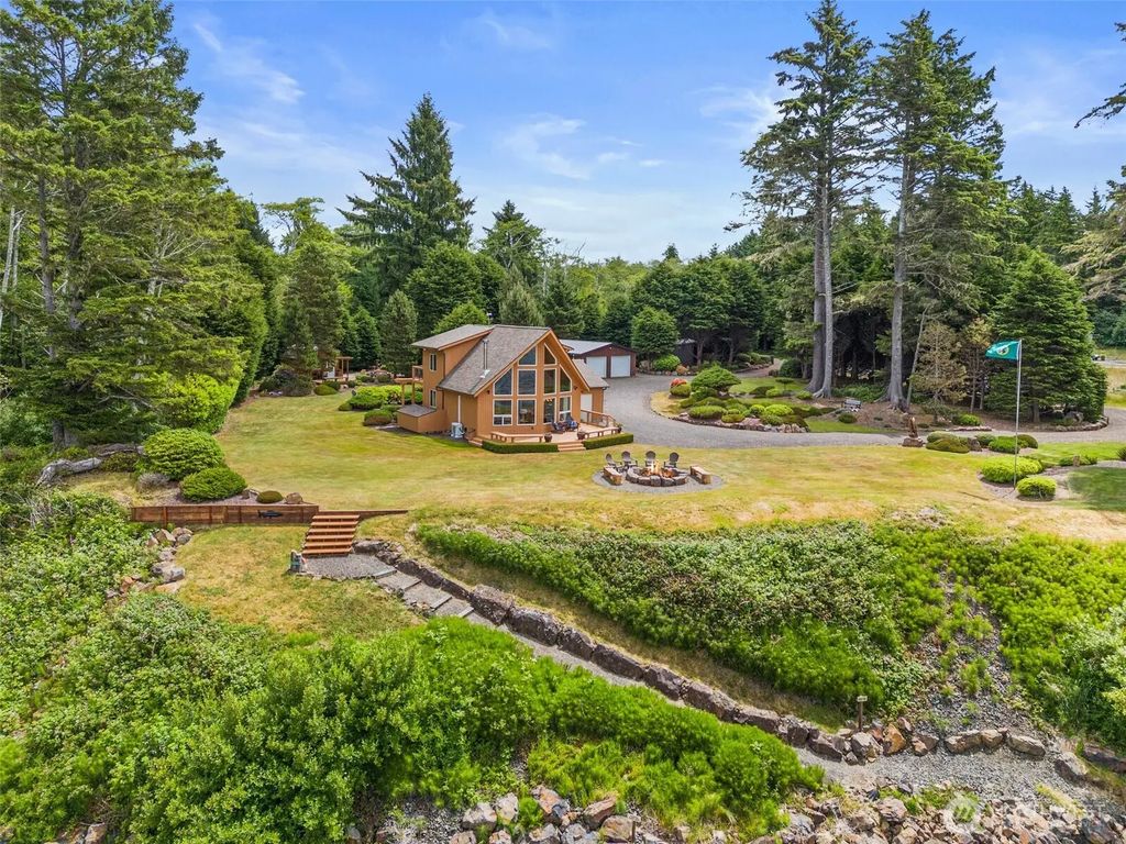 441 Bay Center Road, Bay Center