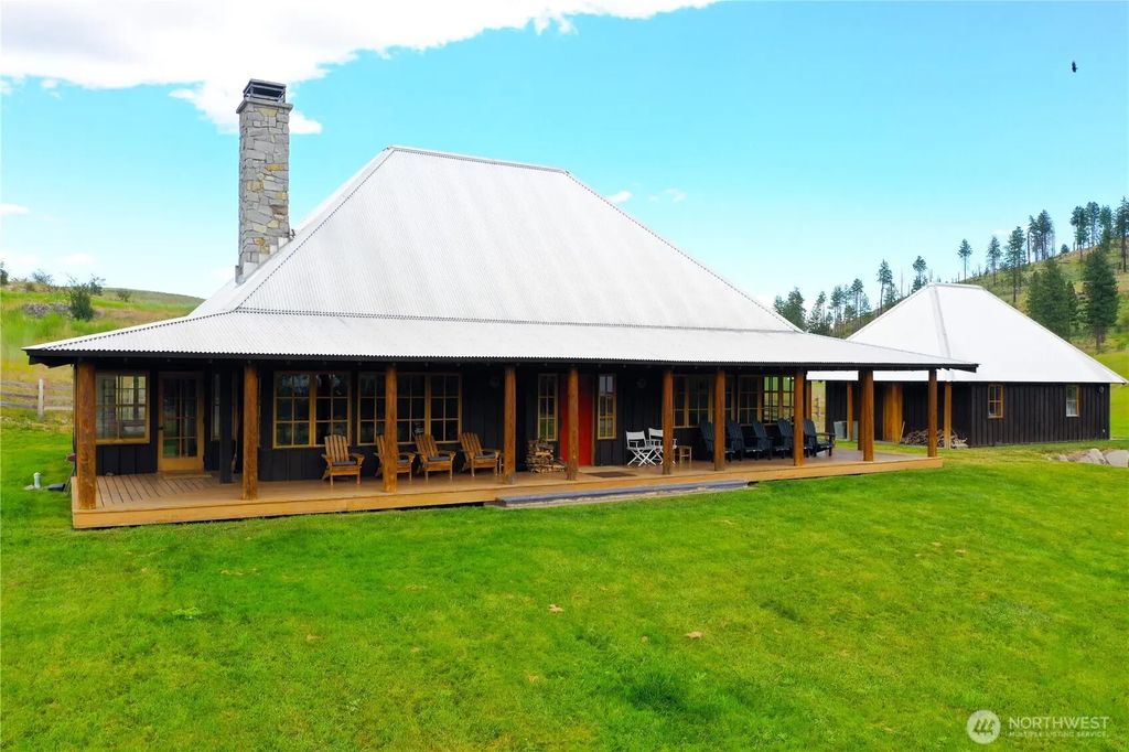 156 Poechmann Road, Okanogan