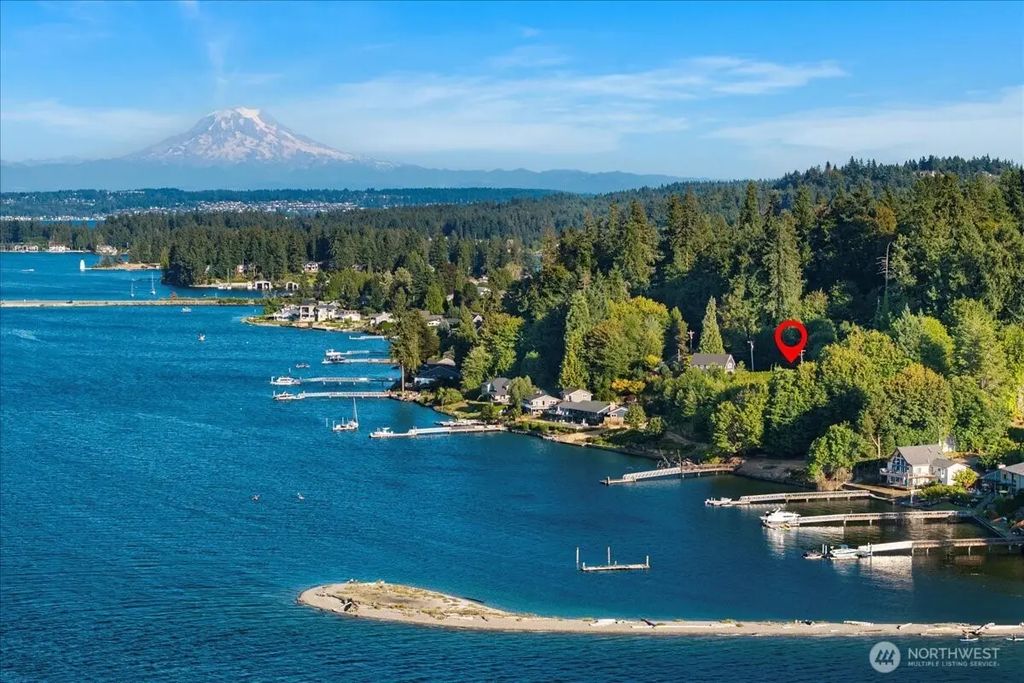 115 Bella Bella Drive, Fox Island