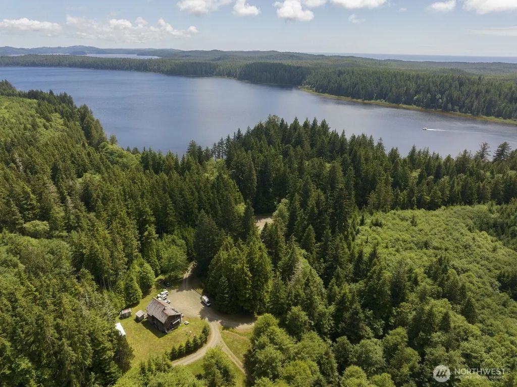 20860 Hoko-ozette Road, Clallam Bay