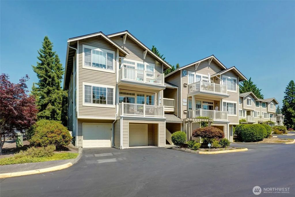 18606 Ne 57th Street, Redmond