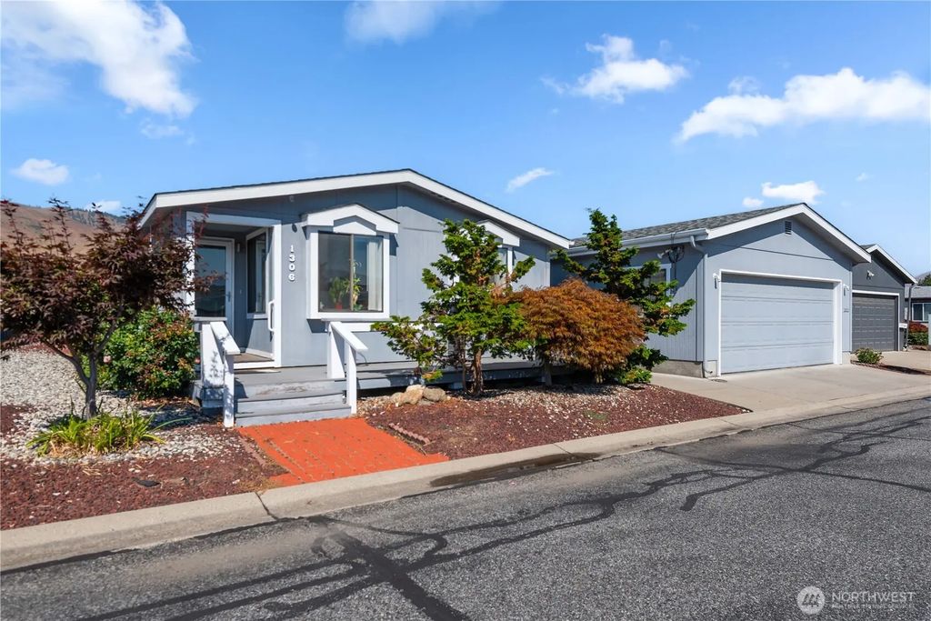 1306 Glacier Place 68, Wenatchee