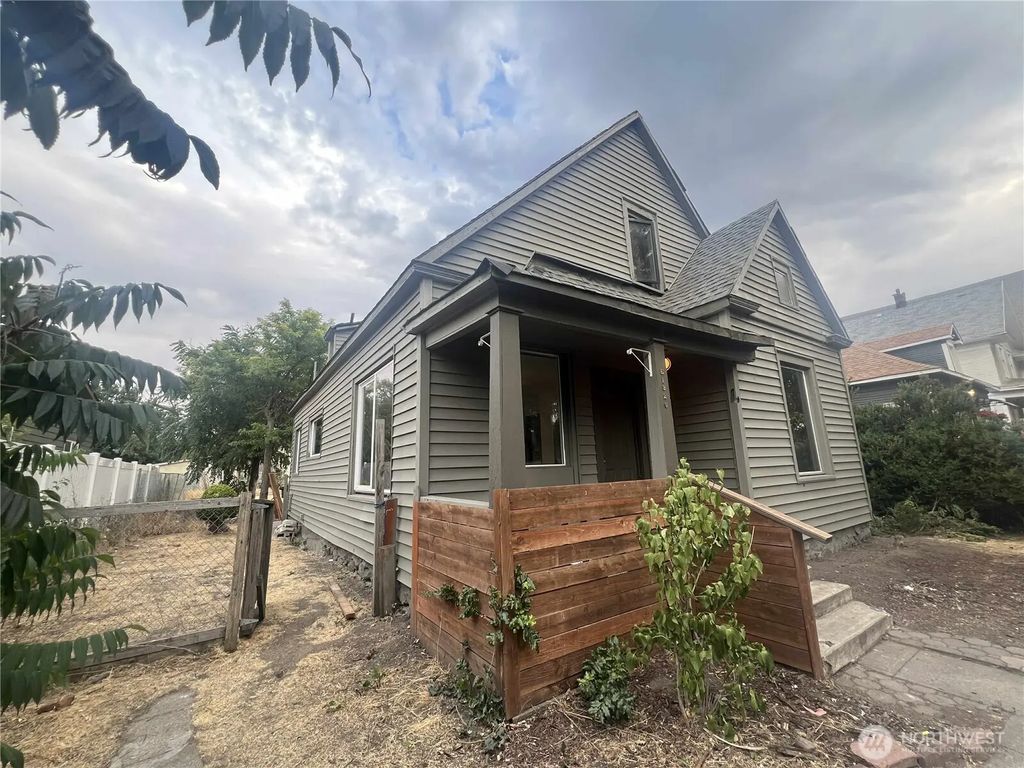 1920 E 1st Avenue, Spokane