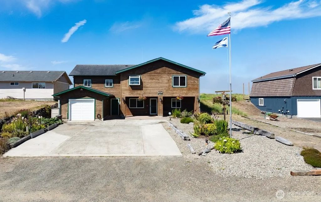 30715 G Street, Ocean Park