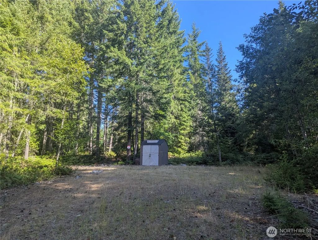 30 Nymark Drive, Cougar
